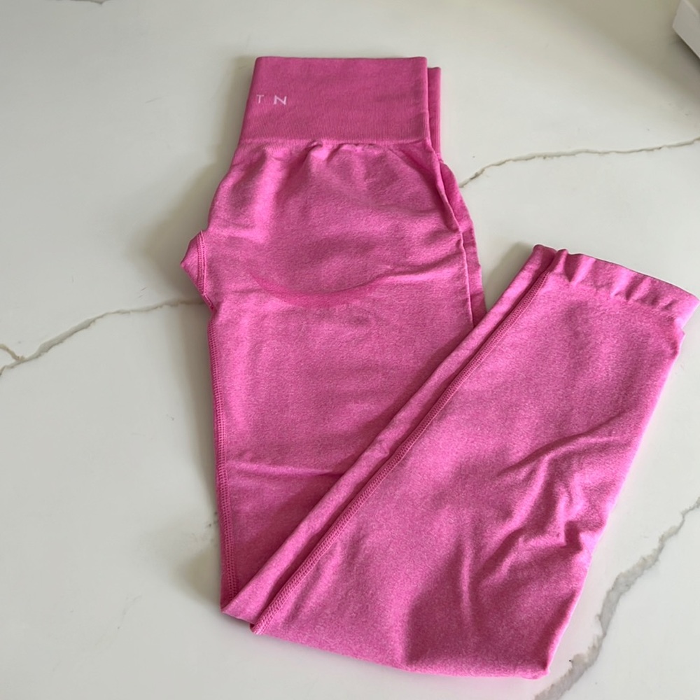 NVGTN Leggings